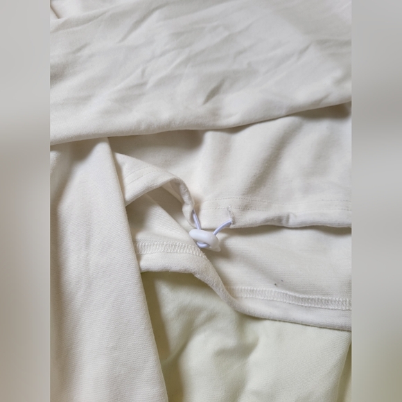 Halara crop hoodie - Picture 2 of 3